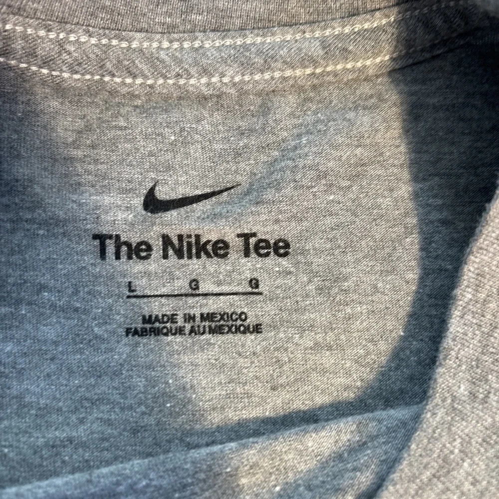 Nike Los Angeles Chargers Mens Large Gray Graphic T-Shirt NFL Football Tee